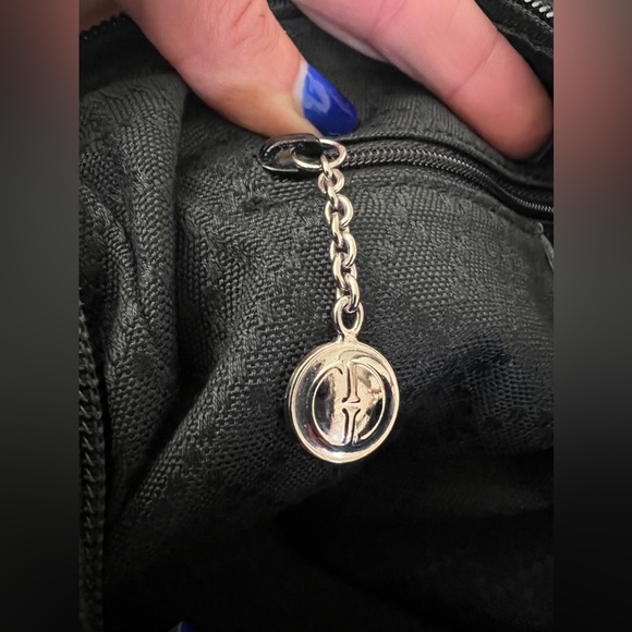 Authentic Vintage Gucci Handbag COA in Hand - Picture 5 of 13